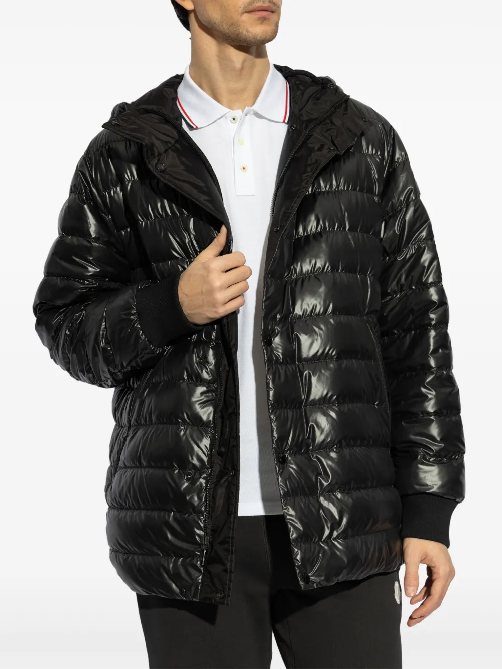 1C00004539ZD VERNANT PARKA CORTA LIGERA MONCLER S8M NEGRO