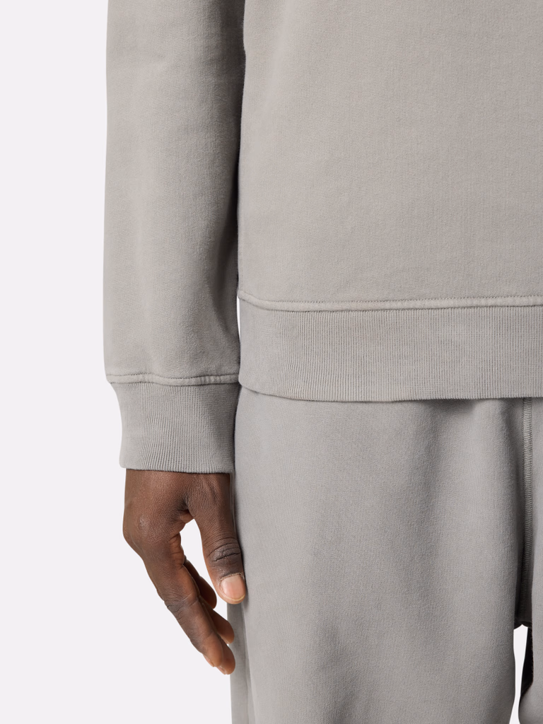 6100068S0A20 SUDADERA CUELLO CREMALLERA STONE ISLAND F9M    CEMENTO