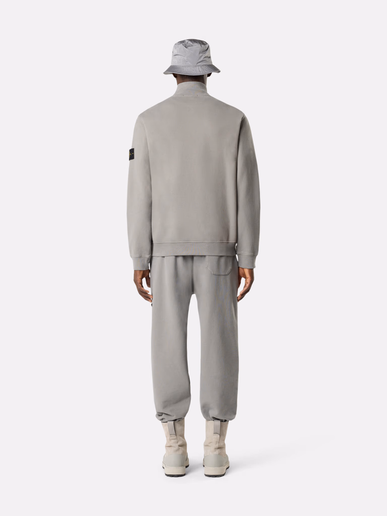 6100068S0A20 SUDADERA CUELLO CREMALLERA STONE ISLAND F9M    CEMENTO