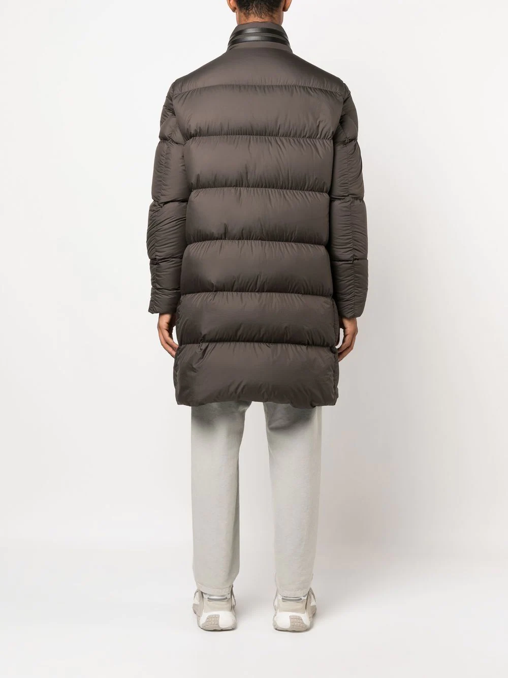 H20911C00023549SK "GUIREC" PLUMIFERO LARGO BROCHES "MONCLER" F3M