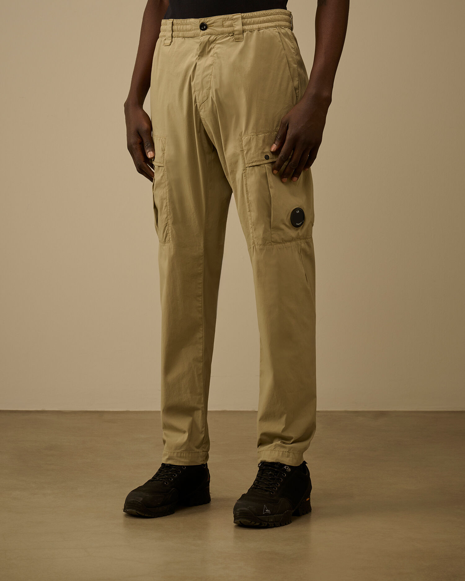 20CMPA255A006439G PANTALÓN CARGO JOGGING  