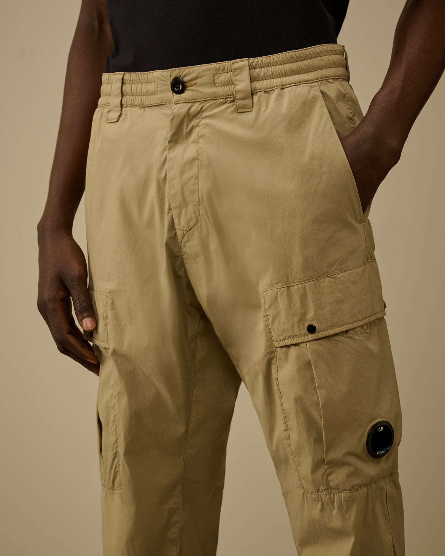 20CMPA255A006439G PANTALÓN CARGO JOGGING  