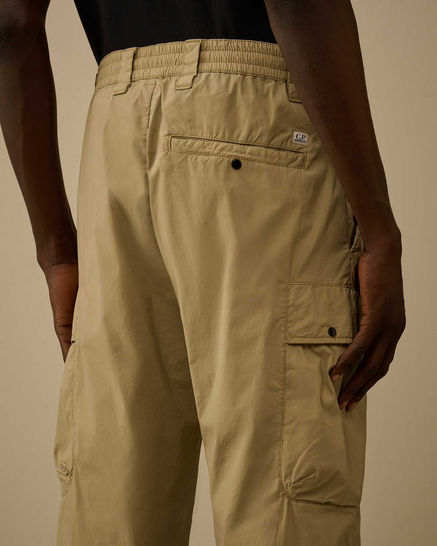 20CMPA255A006439G PANTALÓN CARGO JOGGING  