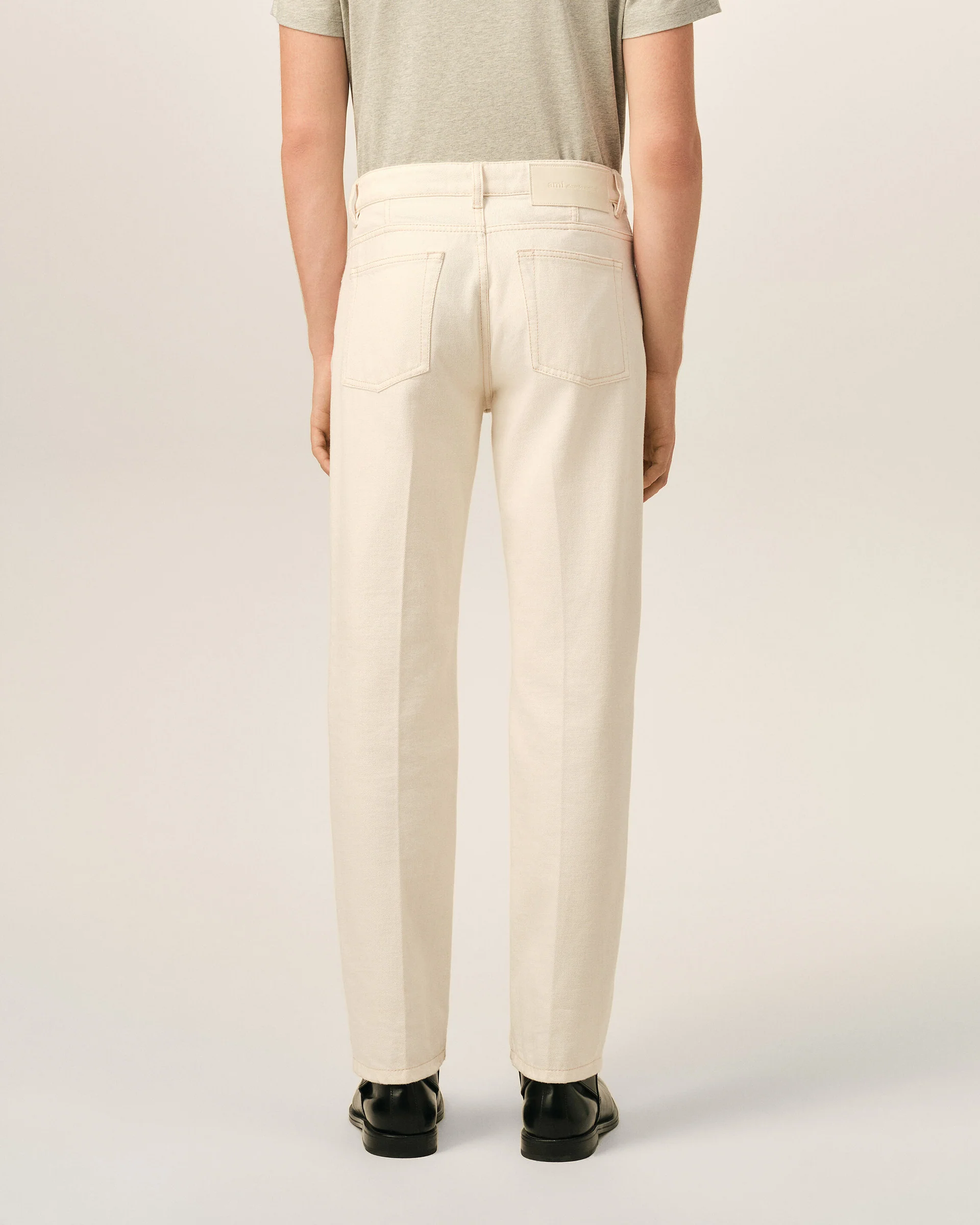 HTR921.DE0134 PARISIAN FIT JEANS AMI PARIS FW26 - BLANC CREME