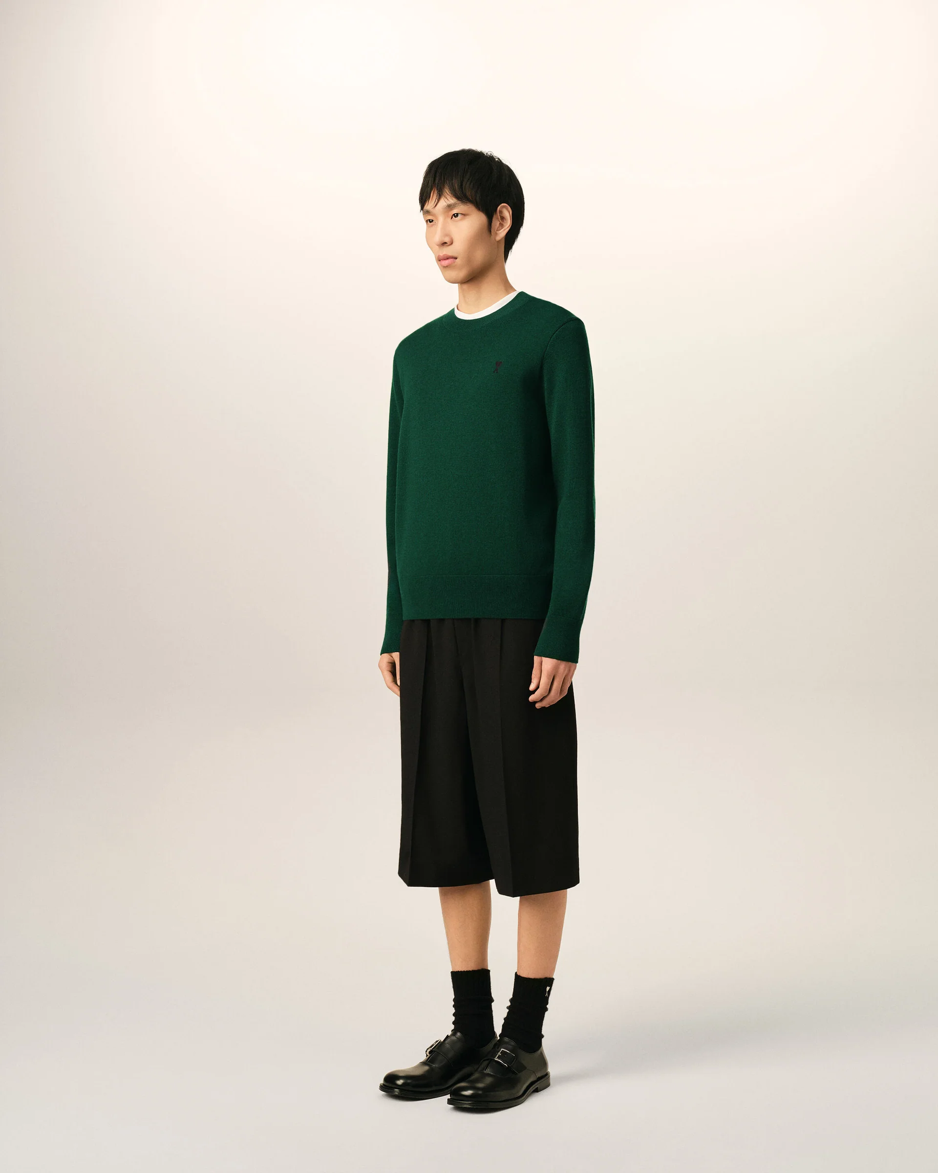 HKS826.001 CREWNECK SWEATER WITH AMI DE COEUR AMI PARIS FW26 - VERT BOUTEILLE/NOIR