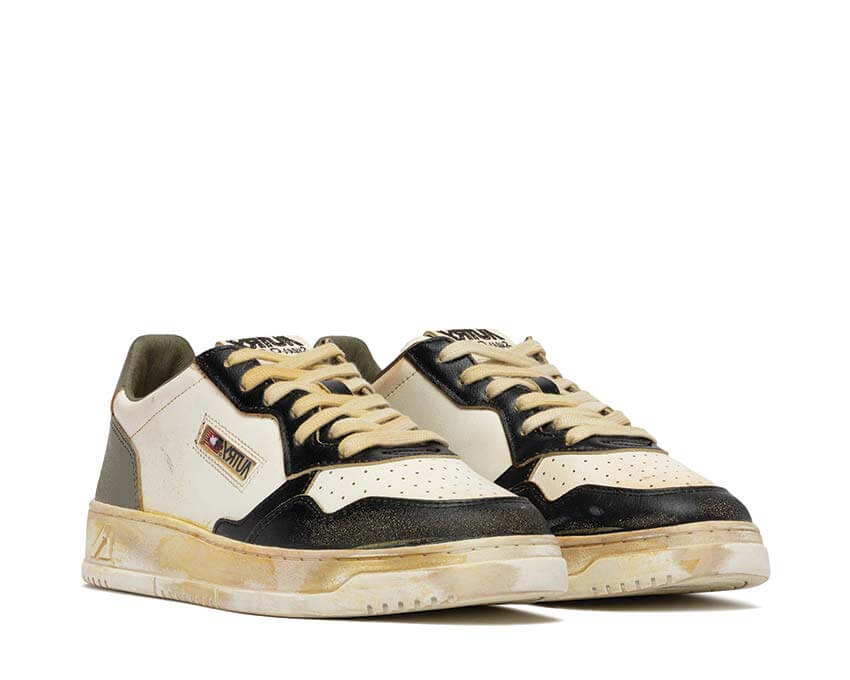 A1UNAVLMSV06 SUP VINT LOW MAN LEAT/LEAT WHT/BLK/COVGRN AUTRY FW26 - WHT/BLK/COVGRN
