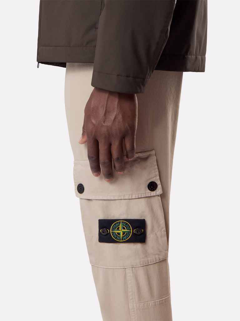 L2S153100034S00L1 TROUSERS STONE ISLAND FW26 - SAND