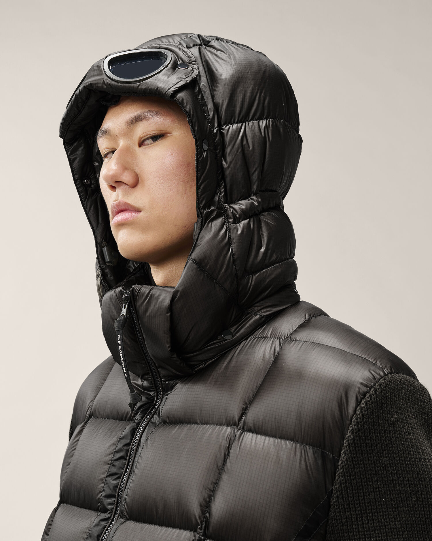 21CMKN052A006390M KNITWEAR-JACKET C.P. COMPANY FW26 - BLACK