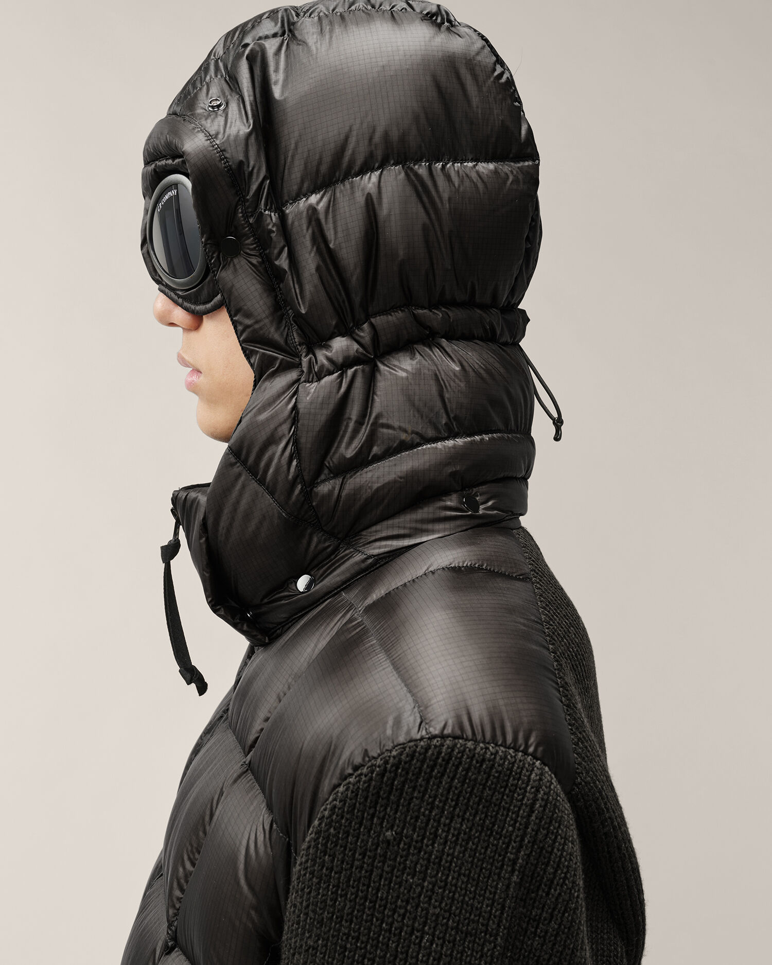 21CMKN052A006390M KNITWEAR-JACKET C.P. COMPANY FW26 - BLACK