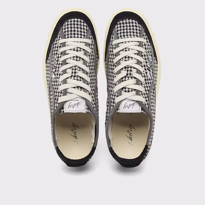 A1UNSCLMXB01 WINDSCAPE LOW MAN AUTRY FW26 - BLK/WHITE