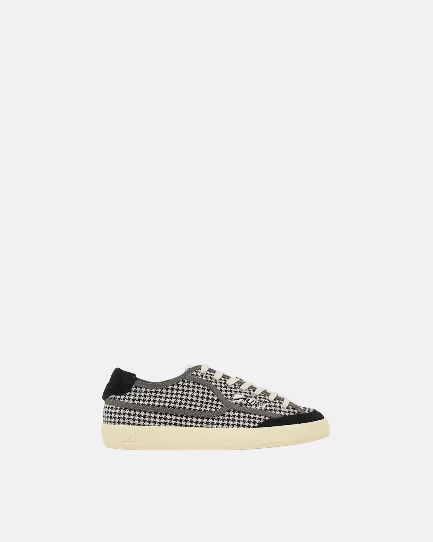 A1UNSCLMXB01 WINDSCAPE LOW MAN AUTRY FW26 - BLK/WHITE