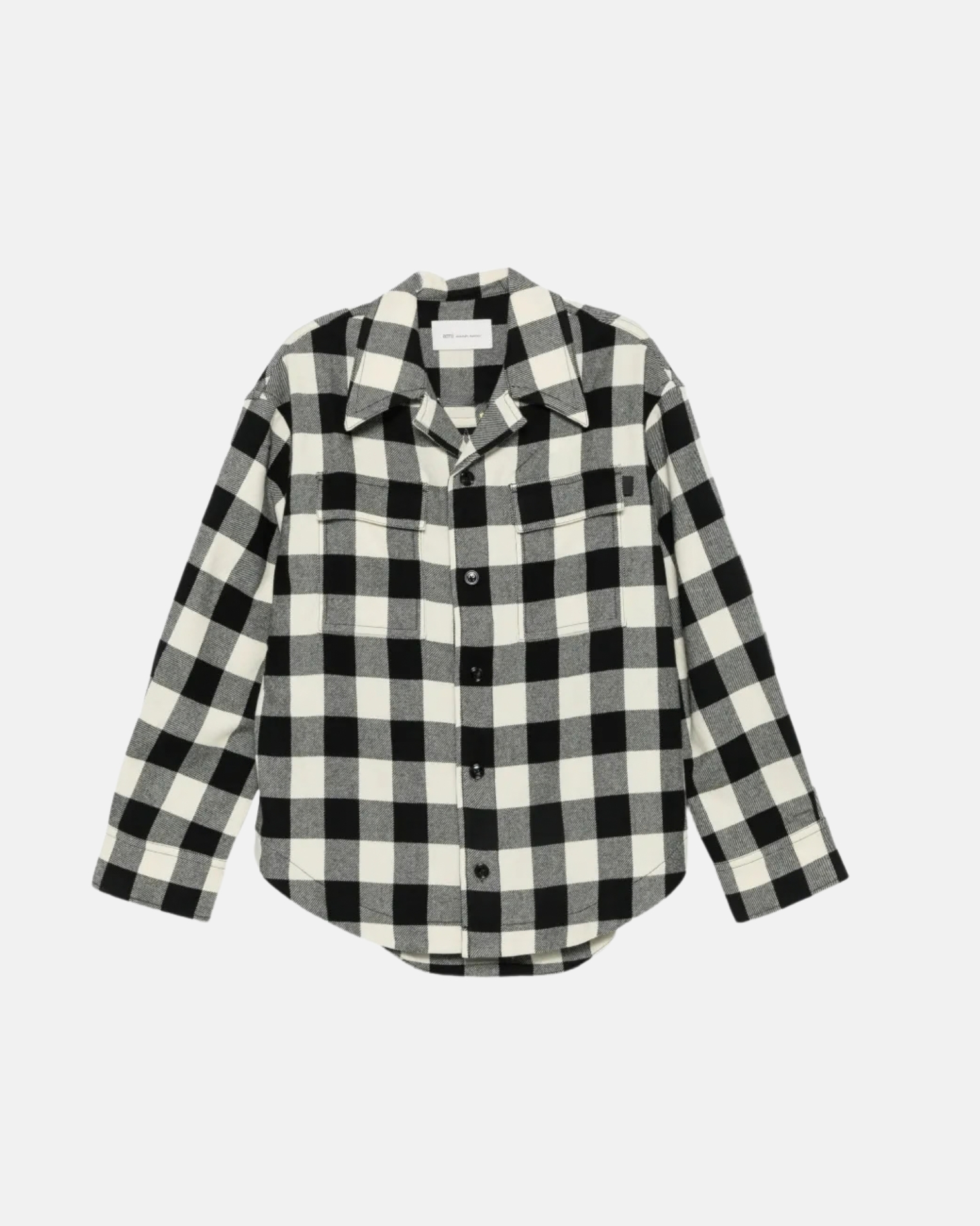 USH875.WV0220 WIDE CAMP COLLAR OVERSHIRT WITH LONG SLEEVES AND PATCH POCKETS AMI PARIS FW26 - IVOIRE/NOIR